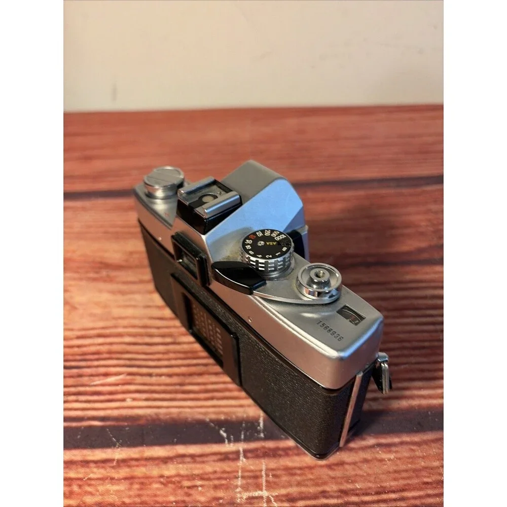 Minolta SRT 201 35mm SLR Film Camera Body Only For Parts